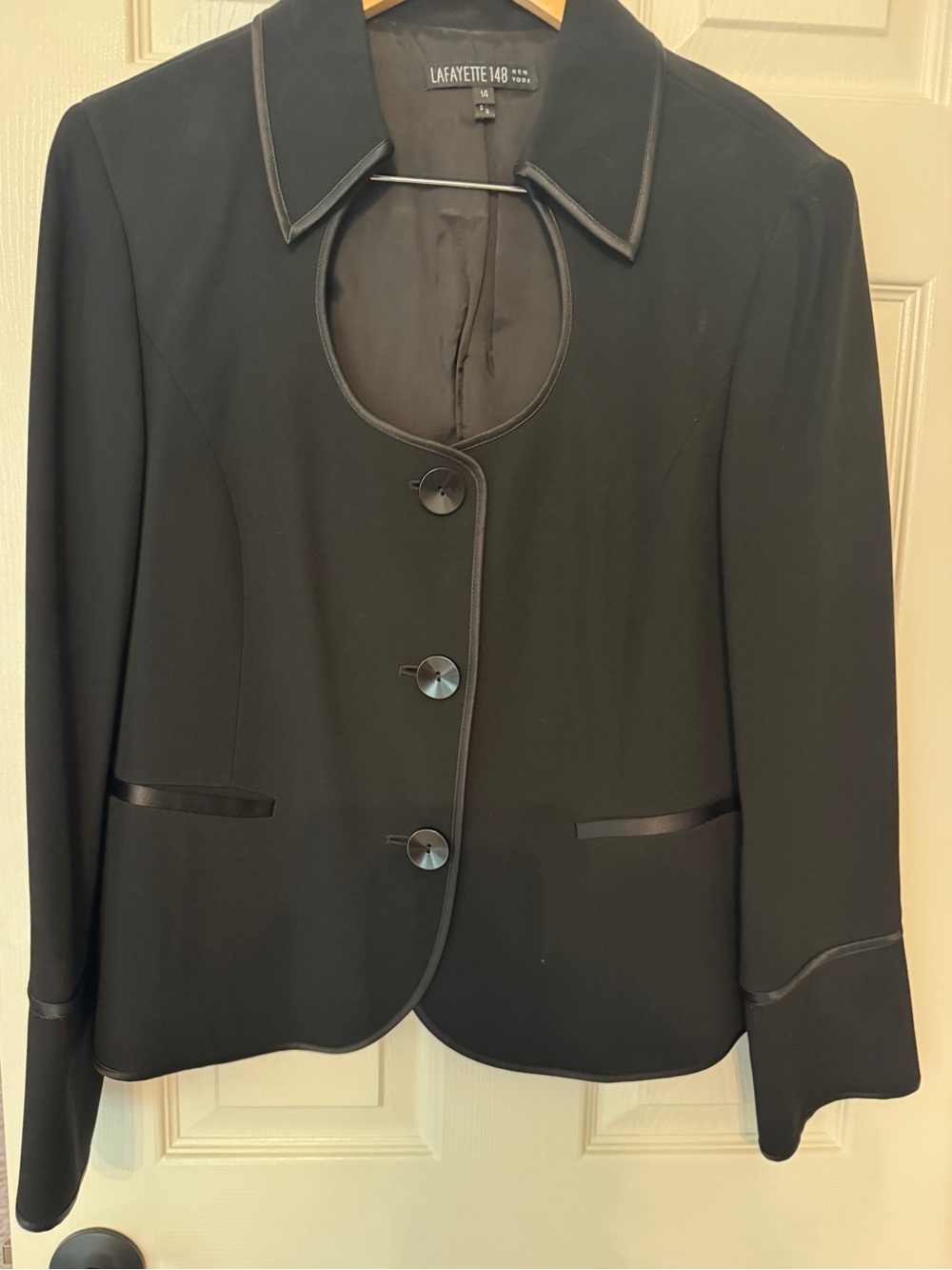 Lafayette 148 New York Designer Black Women's Tailored Suit- size 14